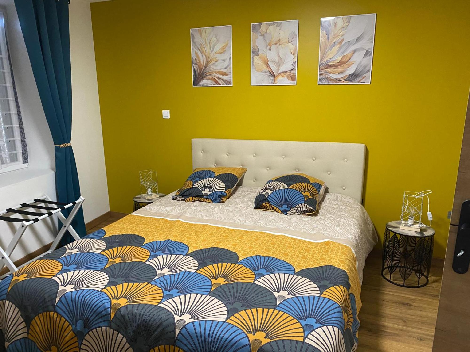 Bed and Breakfast Chez Marie Et Angel Отён Экстерьер фото
