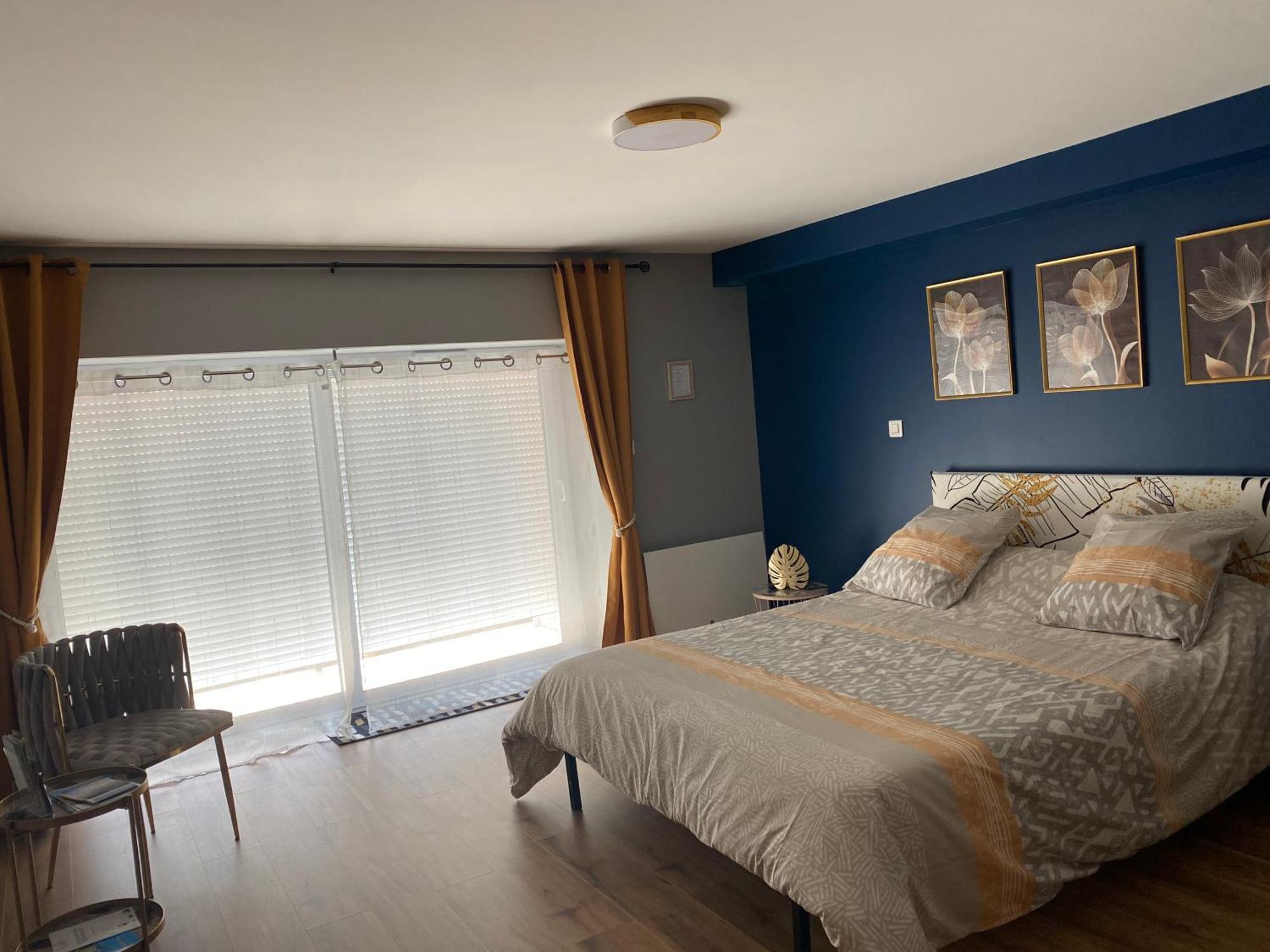 Bed and Breakfast Chez Marie Et Angel Отён Экстерьер фото